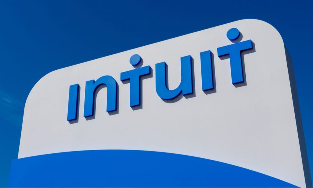 intuit customer service hours