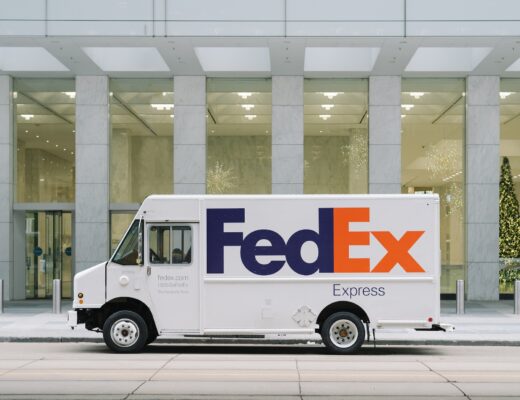 FedEx reports
