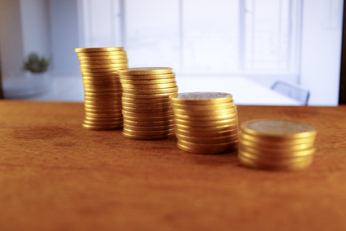 Martingale strategy advantages