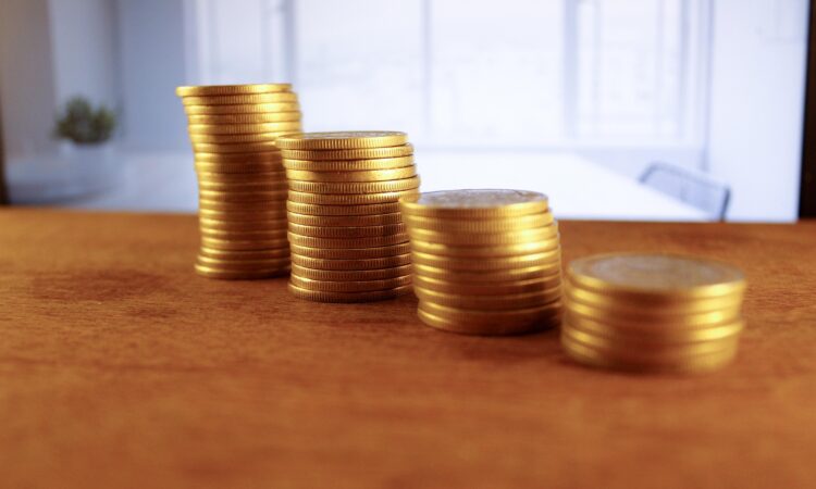 Martingale strategy advantages