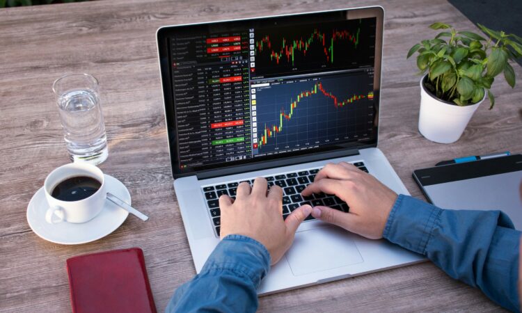 True Strength Index and its advantages