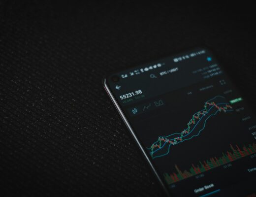 Tweezers candlestick pattern