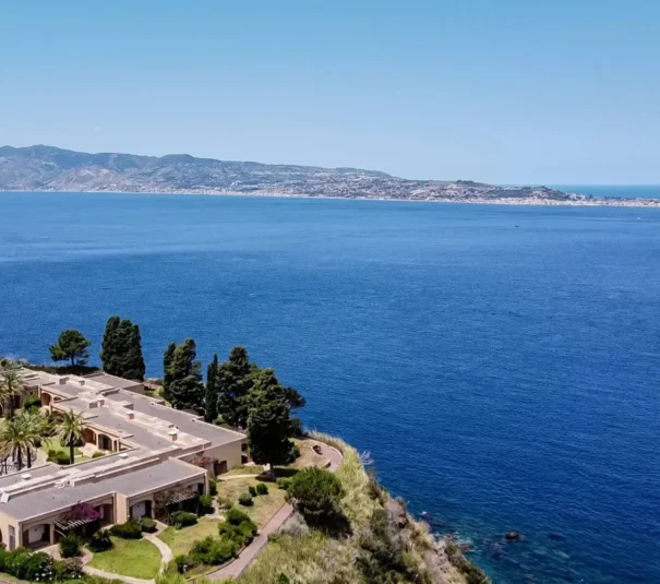 build a bridge between Sicily and Calabria